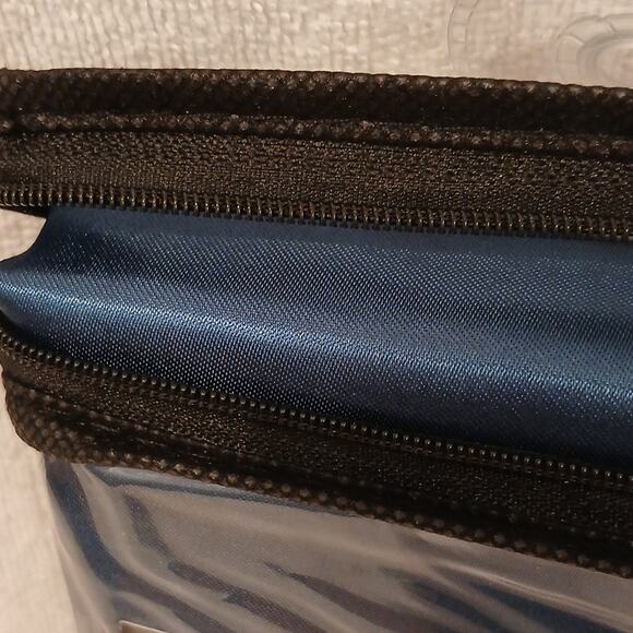 2 Pc Beautyrest STANDARD Satin Pillowcases BLUE Silky Therapeutic Ha… - Picture 8 of 9